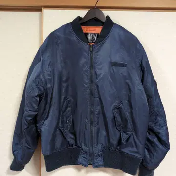 MA-1 플라이트 자켓