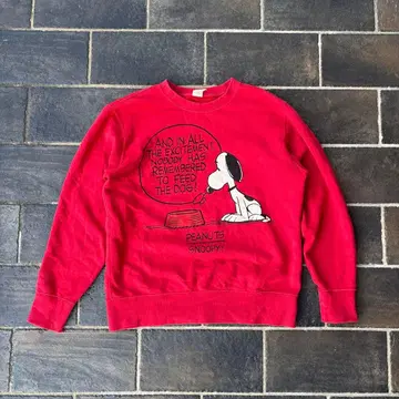 PEANUTS 스누피 맨투맨 빨간색 짧은 기장