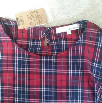 pink adobe 체크 무늬 칠부 소매 블라우스 L 미사용 택 포함