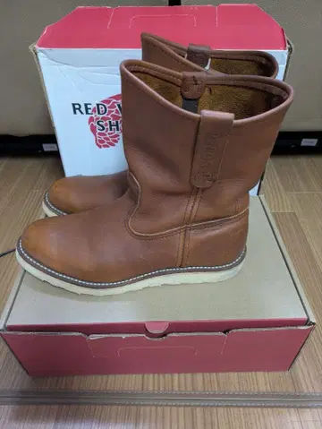 RED WING 브라운 가죽 부츠
