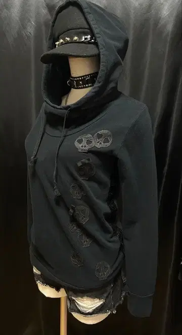 PUPULA 스컬 프린트 후드 부착 후드티 블랙