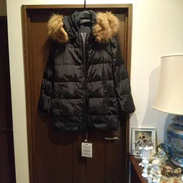 Osexily 퍼 달린 다운 자켓 블랙