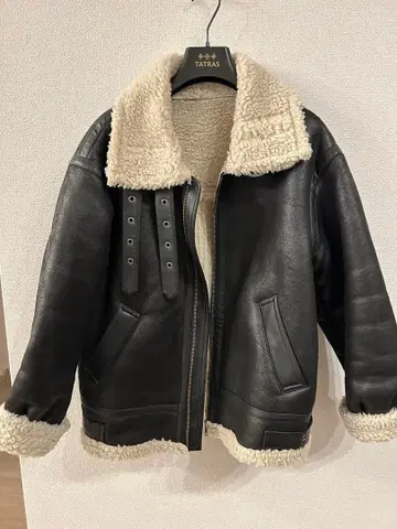 [ 한정 가격 ] Ungrid 페이크 무스탕 보아 자켓