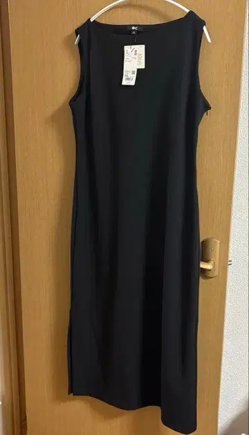 [ 새상품 ] UNIQLOC 크레이프 저지 원피스 XXL 블랙