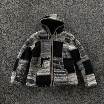 리틀 카트만두 아우터