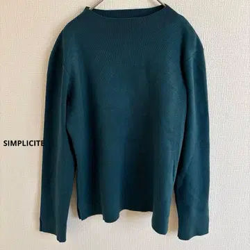 SIMPLICITE 그린 하이넥 니트 깔끔한
