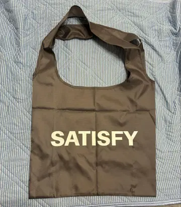 SATISFY Running tote bag 토트백 컨디션 최상
