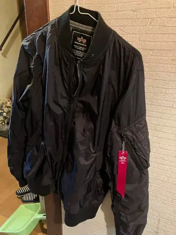 ALPHA INDUSTRIES 블랙 MA-1 플라이트 자켓 M