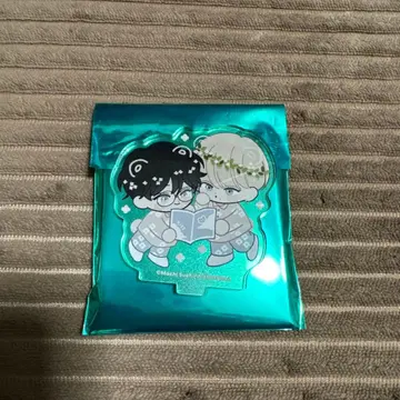 서로 맞지 않는 키스 아크릴 스탠드