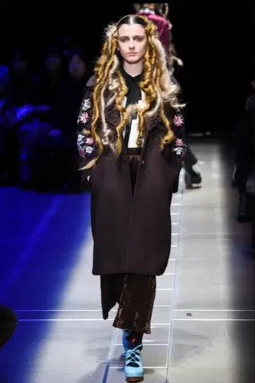 MURRAL 미우라루 체스터 코트 롱 코트 자수 브라운 핑크