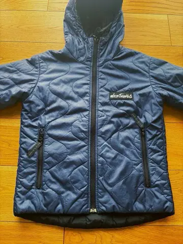 WILD THINGS 와일드 띵스 플리마켓 네이비 블랙