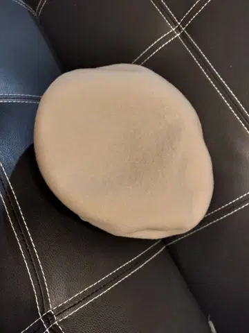 새상품급 CA4LA 베이지 울 베레모