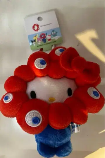 미야쿠미야쿠  봉제 인형 카라비너 포함 레드 키티