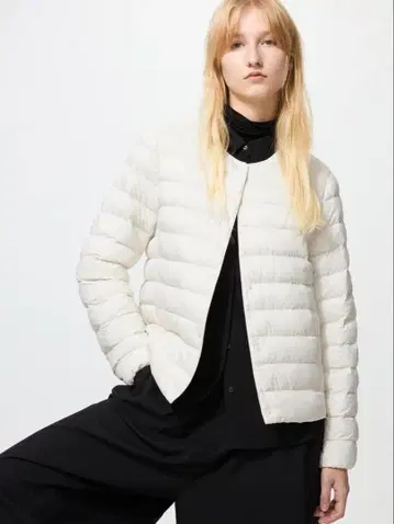 UNIQLO 울트라 라이트 다운 자켓 퍼프 테크 컴팩트 자켓 S