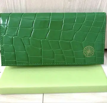 [ 정품 ] 새상품 황궁 크로커다일 엠보 국화 문양 장지갑 그린 동어원