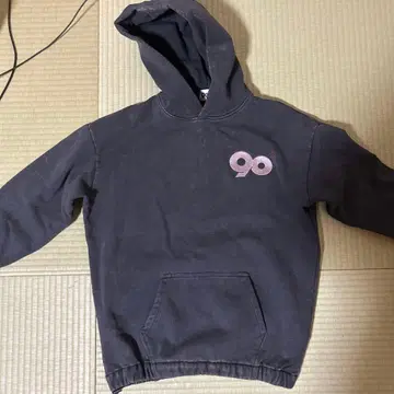 9090 후드티