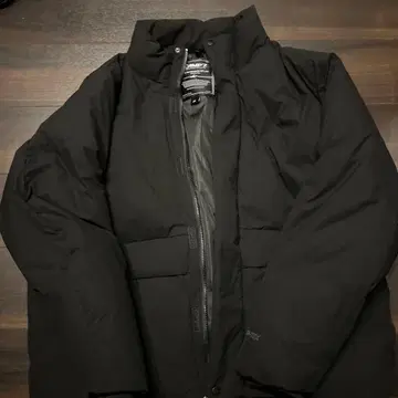 블랙 다운 자켓