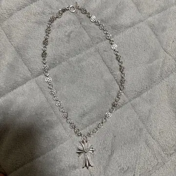 크로스 펜던트 목걸이