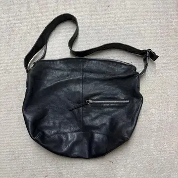 블랙과 그린의 숄더백