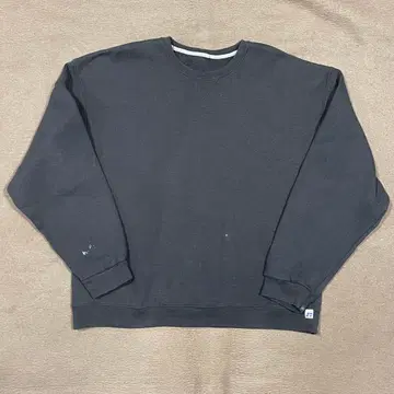 러셀 애슬레틱 블랙 크루넥 맨투맨