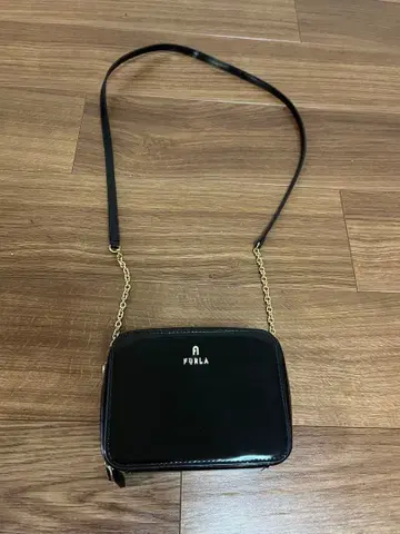FURLA 블랙 숄더백