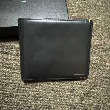 폴 스미스 블랙 접이식 지갑