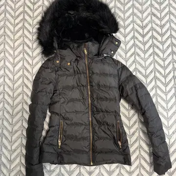 자라 블랙 후드 부착 다운 자켓 S 사이즈