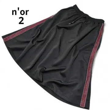 n'or LABEL 누아르 플레어 스커트 사이드 라인 허리밴딩