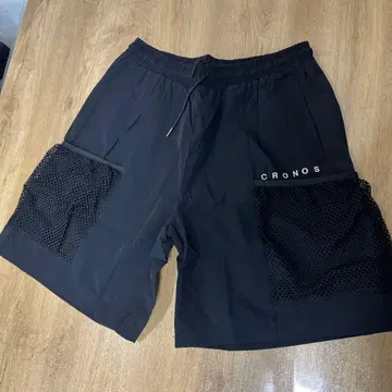 CRONOS 블랙 메쉬 포켓 숏팬츠
