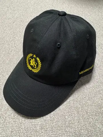 [미사용 새상품] FORSOMEONE 블랙 캡