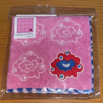 EXPO 2025 미야쿠미야쿠 패턴 손수건 핑크