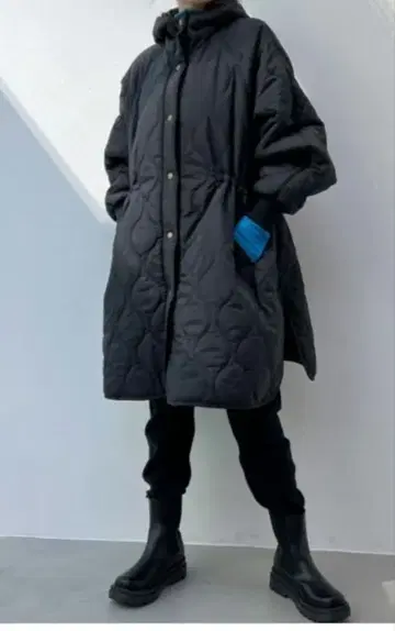 y/m 이무 후드 부착 퀼팅 자켓 코트 블랙