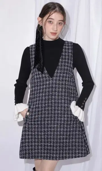 리랜드트루 플레어 슬리브 리브 니트 블랙 택 포함 새상품