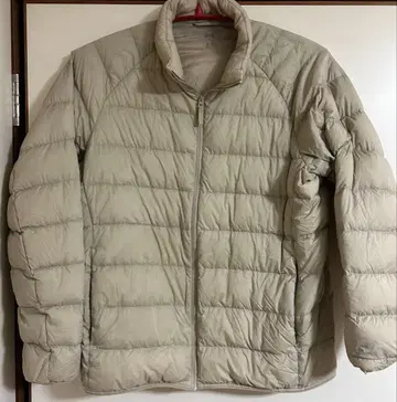 ULTRA LIGHT DOWN 베이지 다운 자켓