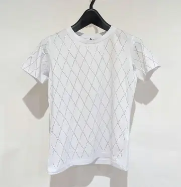 NOSECRETS MILANO 큐빅 T셔츠 반팔 상의