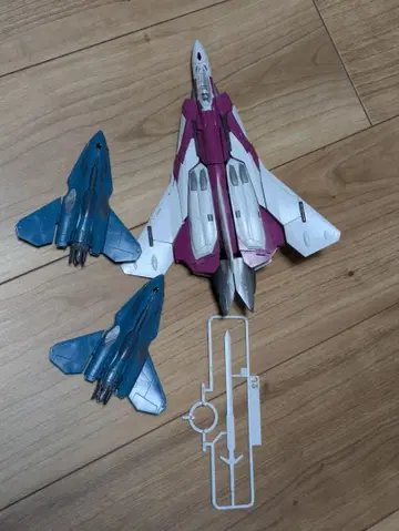 반다이 1/72 드라켄 iii 정크