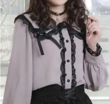 ROSITA 거의 미사용 레이스 블라우스