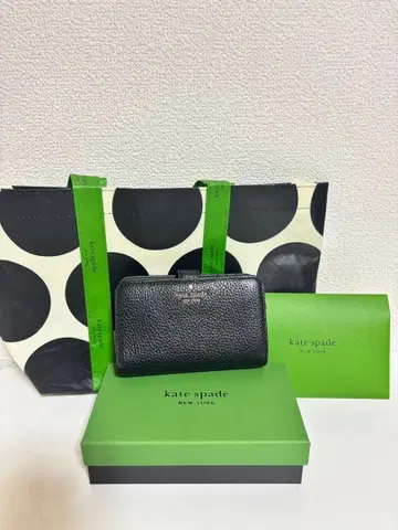 kate spade 레나 미디엄 컴팩트 바이폴드 지갑