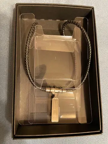 미사용 새상품 파이텐 PHITEN 라쿠와 넥 X100 펜던트 탑