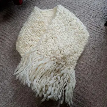 아이보리 프린지 머플러