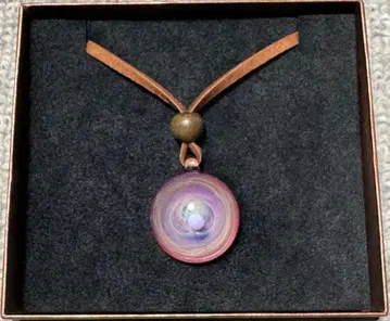 [ 미사용 새상품 ] 플러스알파 우주 유리 목걸이 화이트 오팔