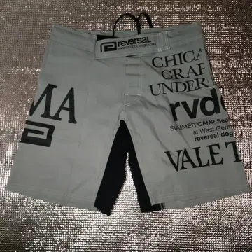 reversal 그래픽 숏팬츠