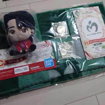 Mrs. GREEN APPLE 봉제 인형 핀 배지 스톨 세트