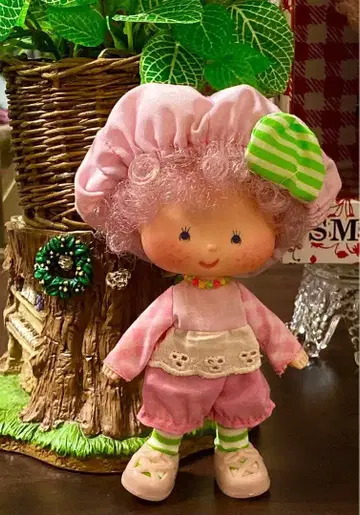 스트로베리 숏 케이크 레트로 인형 소프트 비닐