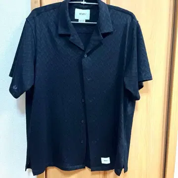 WIT'S 헤링본 패턴 반팔 셔츠 블랙