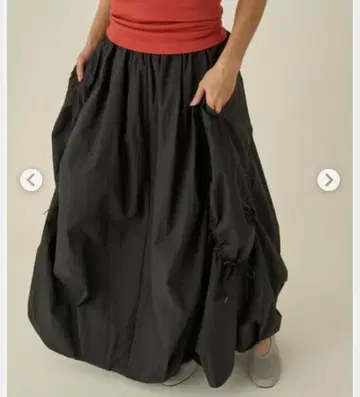 emmi 새상품 로고 자카드 스커트