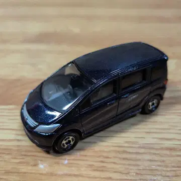 토미카 No.84 혼다 프리드 단종