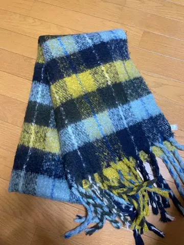 체크 무늬 머플러 파랑 노랑