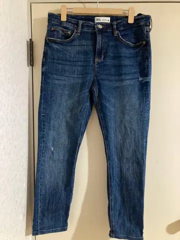 ZARA 다크 블루 청바지 사이즈 42