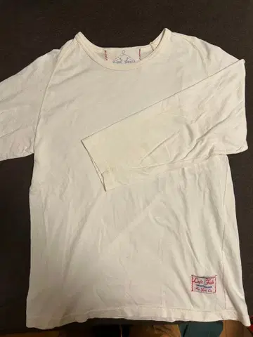 Left Field 화이트 긴팔 티셔츠